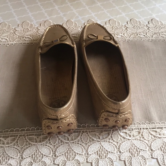 Tory Burch Metallic Gold Driving Moccasin - Picture 5 of 5